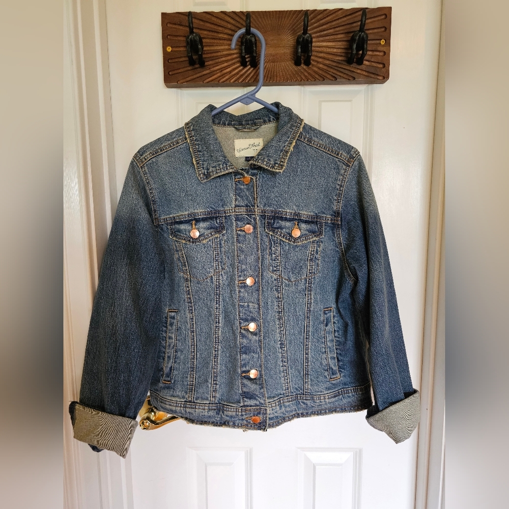 Jean Jacket - Picture 2 of 4